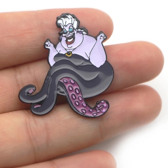 Set of 2 Little Mermaid Enamel Pins Ariel Ursula Disney Characters Brooches Gift - Picture 7 of 13